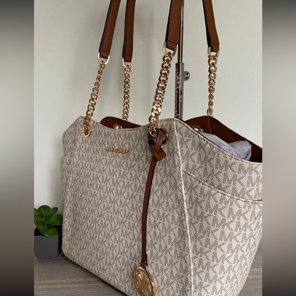 MICHAEL MICHAEL KORS JET SET TRAVEL LARGE CHAIN SHOULDER BAG